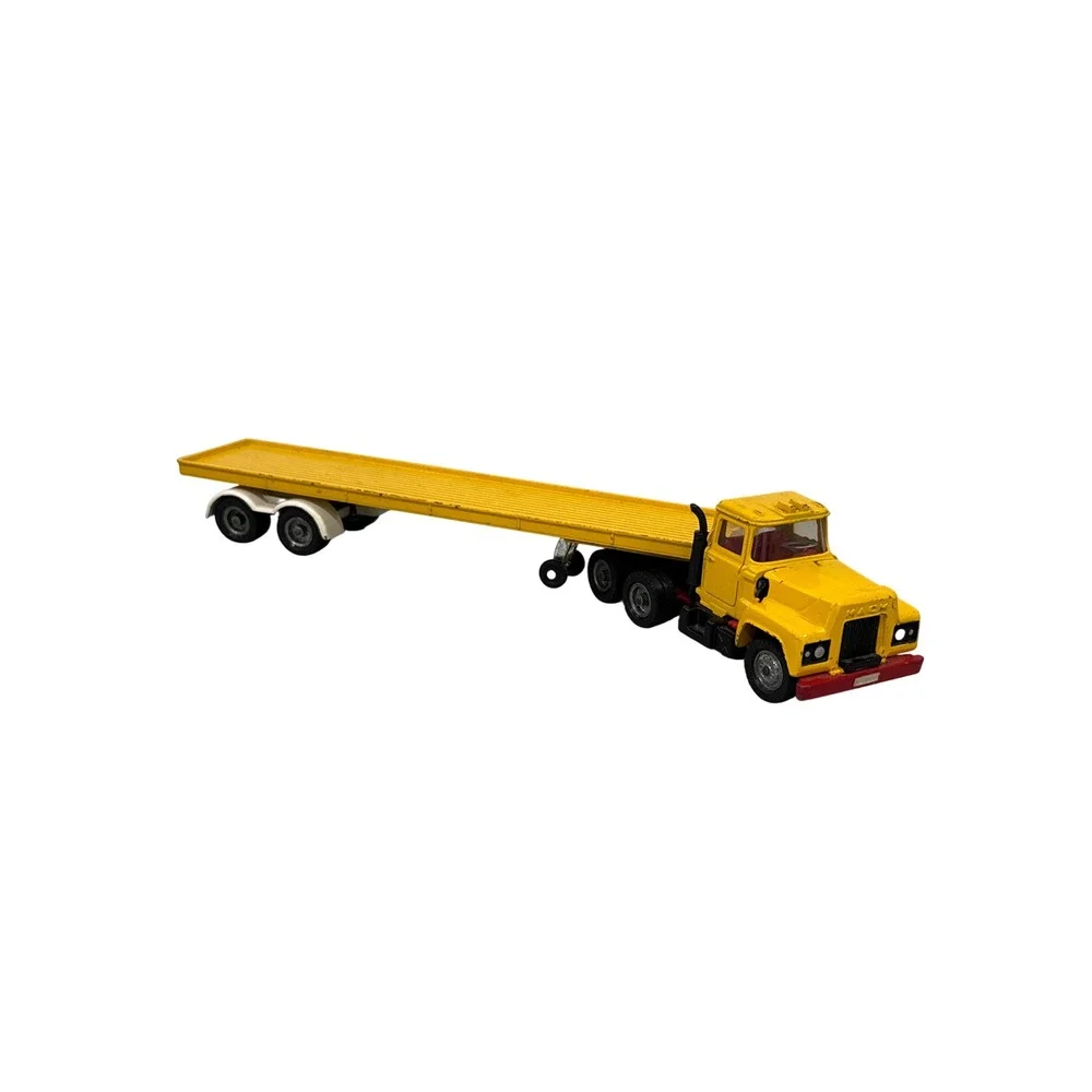 VTG Corgi Major Mack‎ Truck Yellow Semi Flatbed Trailer Diecast Made in Britain